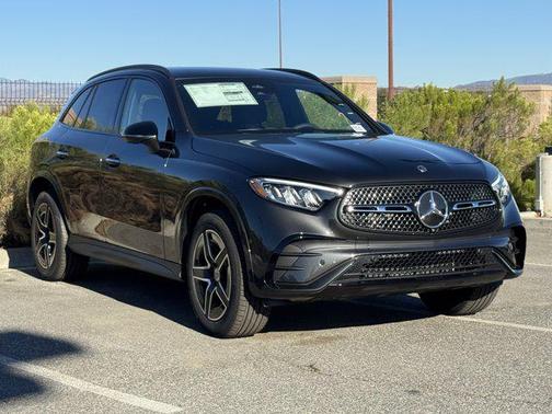 2026 Mercedes-Benz GLC 300 4MATIC