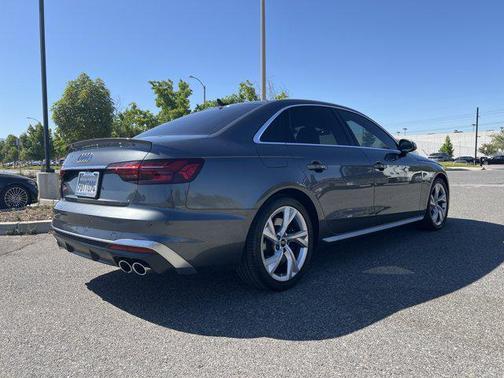 2022 Audi S4 Premium TFSI quattro Tiptronic