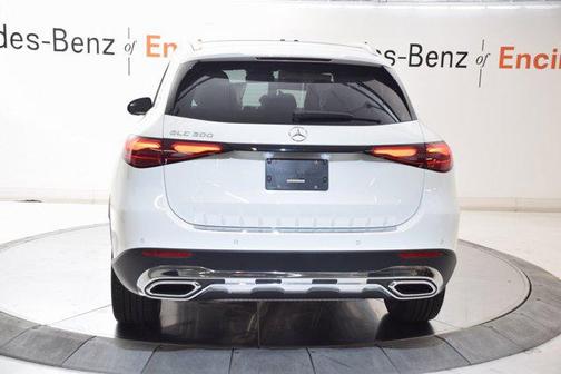 2025 Mercedes-Benz GLC 300 Base