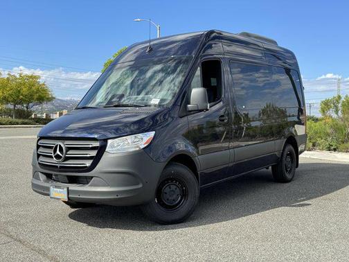2025 Mercedes-Benz Sprinter 2500 Standard Roof