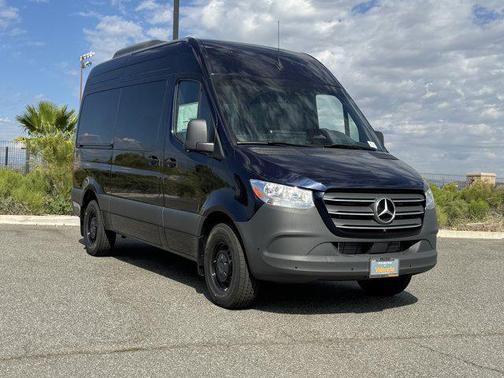 2025 Mercedes-Benz Sprinter 2500 Standard Roof