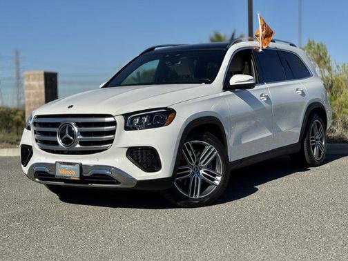2025 Mercedes-Benz GLS 450 4MATIC