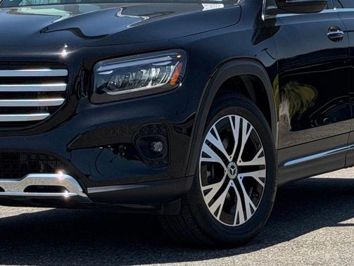 Night Black 2026 Mercedes-Benz GLB 250 Base
