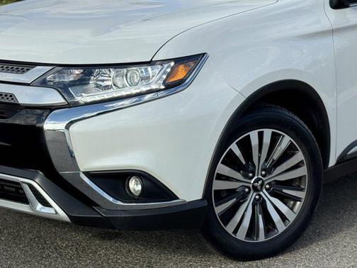 2020 Mitsubishi Outlander SEL