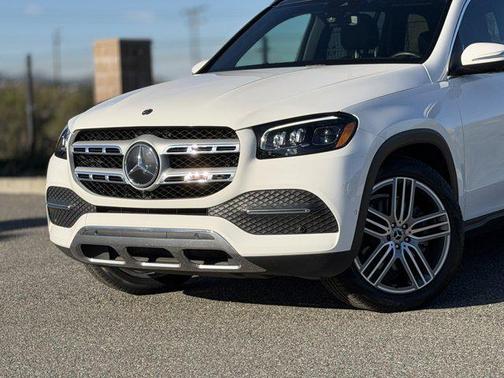 2022 Mercedes-Benz GLS 450 4MATIC