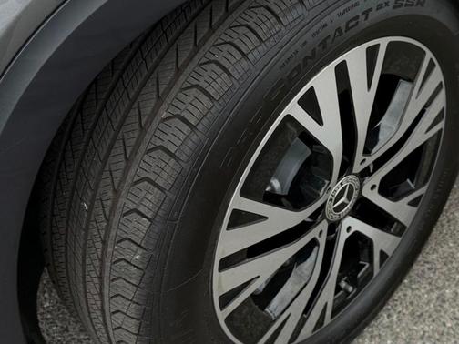Mountain Grey Metallic 2026 Mercedes-Benz GLB 250 Base