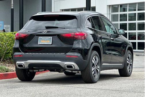 2025 Mercedes-Benz GLA 250 Base