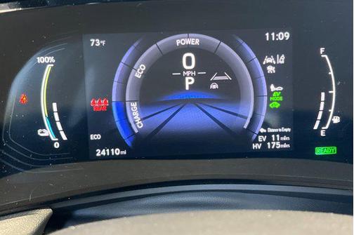 2024 Lexus NX 450h+ F SPORT Handling