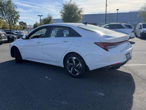 2023 Hyundai ELANTRA HEV Limited