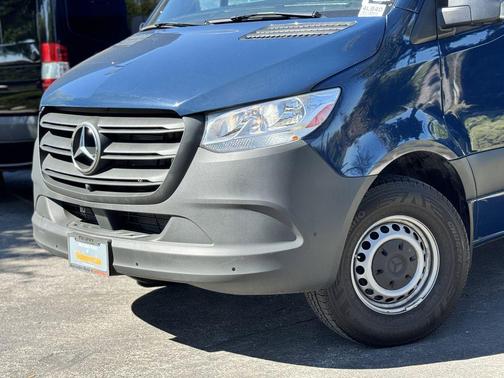 2023 Mercedes-Benz Sprinter 2500 Standard Roof