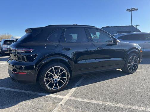 2023 Porsche Cayenne Cayenne