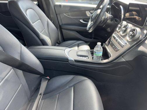 2021 Mercedes-Benz GLC 300 4MATIC