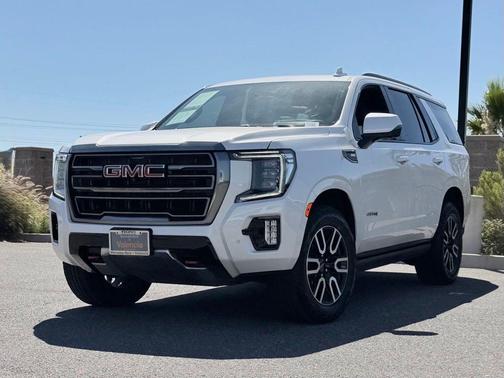 White Frost Tricoat 2023 GMC Yukon 4WD AT4