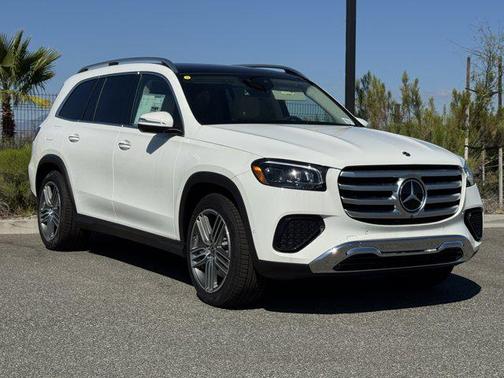 2025 Mercedes-Benz GLS 450 4MATIC