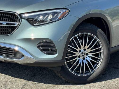 2026 Mercedes-Benz GLC 300 Base