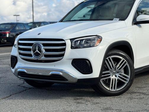 Polar White 2025 Mercedes-Benz GLS 450 4MATIC