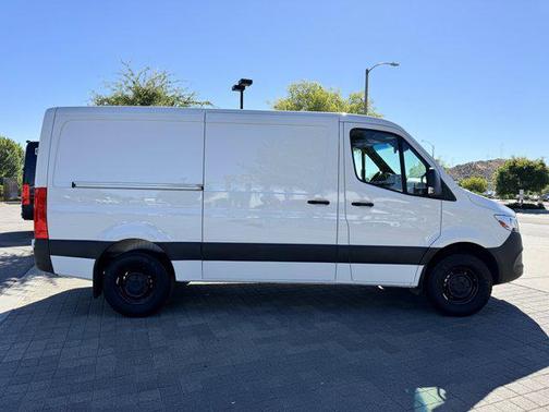 2023 Mercedes-Benz Sprinter 1500 Standard Roof 4-Cyl Gas