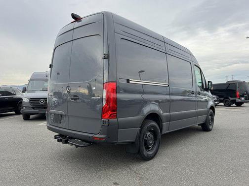 2026 Mercedes-Benz Sprinter 2500 Standard Roof