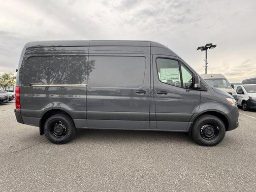 2026 Mercedes-Benz Sprinter 2500 Standard Roof