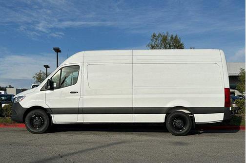 2025 Mercedes-Benz Sprinter 2500 High Roof