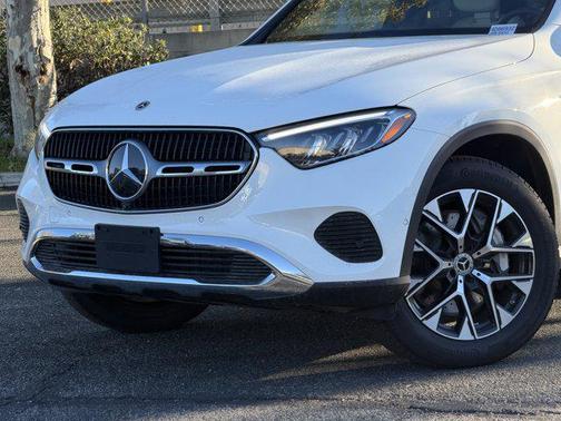 2025 Mercedes-Benz GLC 350e Base