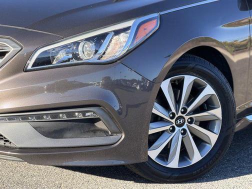 2016 Hyundai SONATA Sport