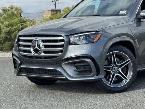 2025 Mercedes-Benz GLS 450 4MATIC