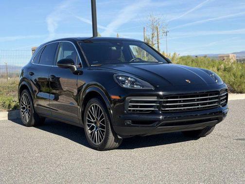 2021 Porsche Cayenne Cayenne