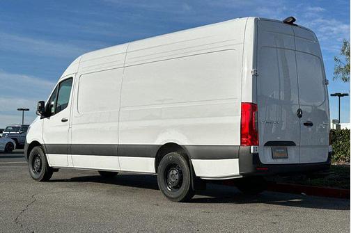 2025 Mercedes-Benz Sprinter 2500 High Roof