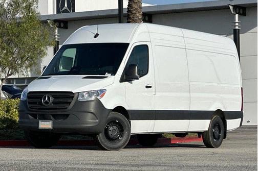 2025 Mercedes-Benz Sprinter 2500 High Roof