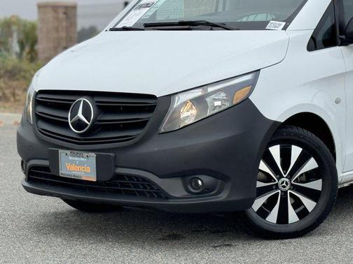 2023 Mercedes-Benz Metris Base