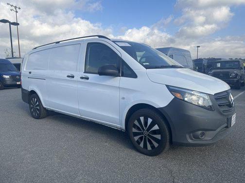 2023 Mercedes-Benz Metris Base