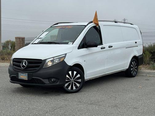 2023 Mercedes-Benz Metris Base