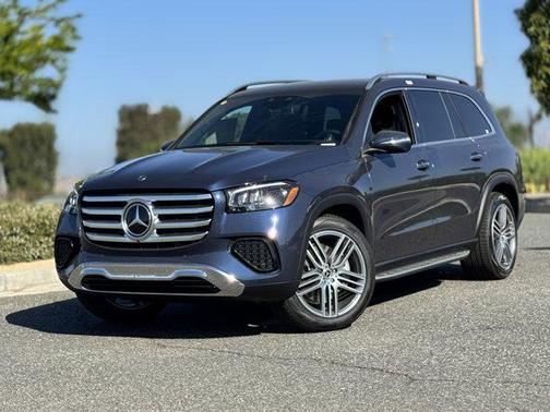 2025 Mercedes-Benz GLS 450 4MATIC