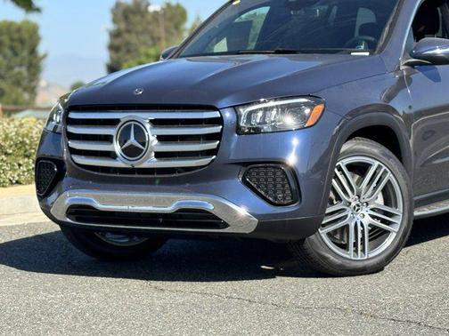 2025 Mercedes-Benz GLS 450 4MATIC