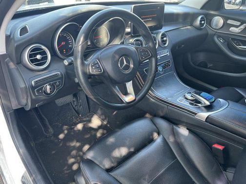 2016 Mercedes-Benz C-Class Luxury