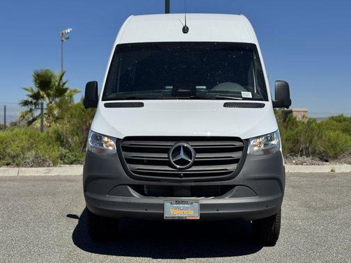 2025 Mercedes-Benz Sprinter 2500 Standard Roof