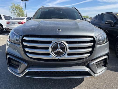 Gray 2025 Mercedes-Benz GLS 450 4MATIC