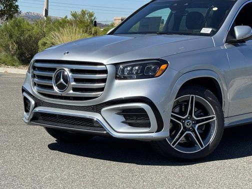 2025 Mercedes-Benz GLS 450 4MATIC