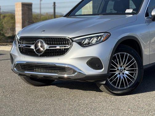 2025 Mercedes-Benz GLC 300 4MATIC