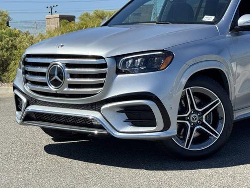2025 Mercedes-Benz GLS 450 4MATIC