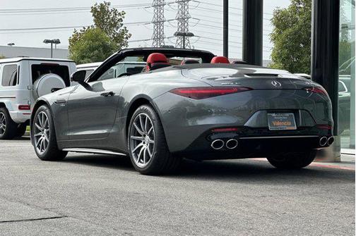 2025 Mercedes-Benz AMG SL 43 Base