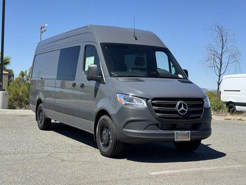 2025 Mercedes-Benz Sprinter 2500 High Roof