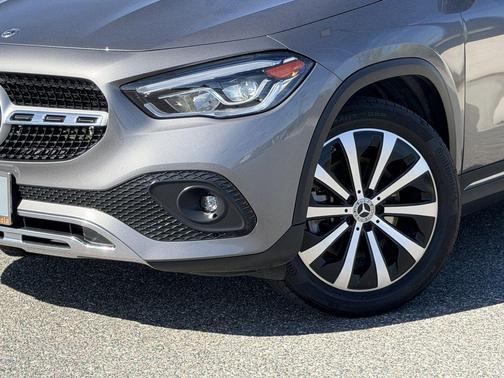 2021 Mercedes-Benz GLA 250 Base 4MATIC