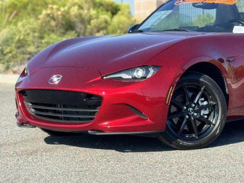 2024 Mazda MX-5 Miata Sport