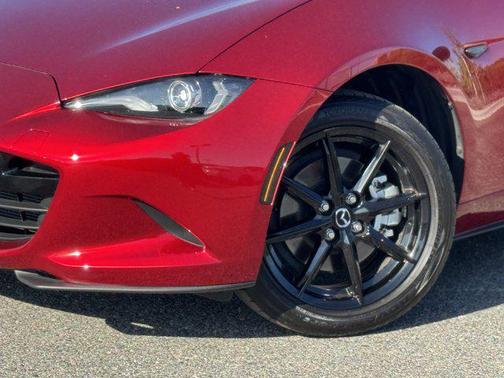2024 Mazda MX-5 Miata Sport