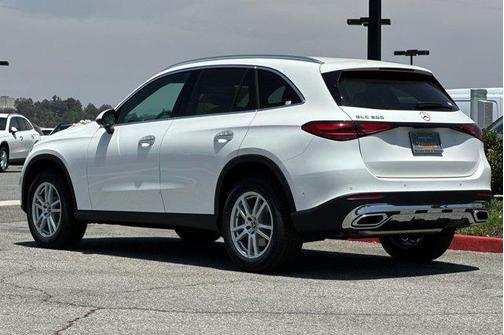 2025 Mercedes-Benz GLC 300 Base