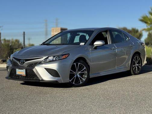 2020 Toyota Camry 
