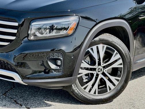 Black 2026 Mercedes-Benz GLB 250 Base