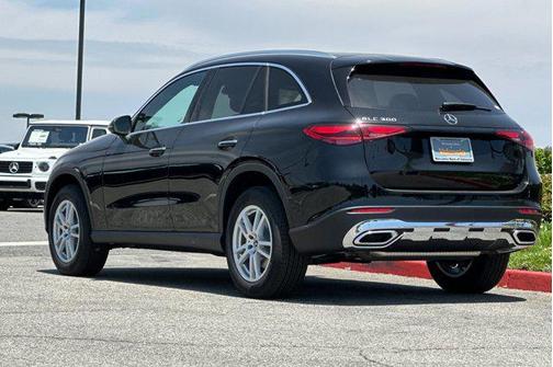2025 Mercedes-Benz GLC 300 Base